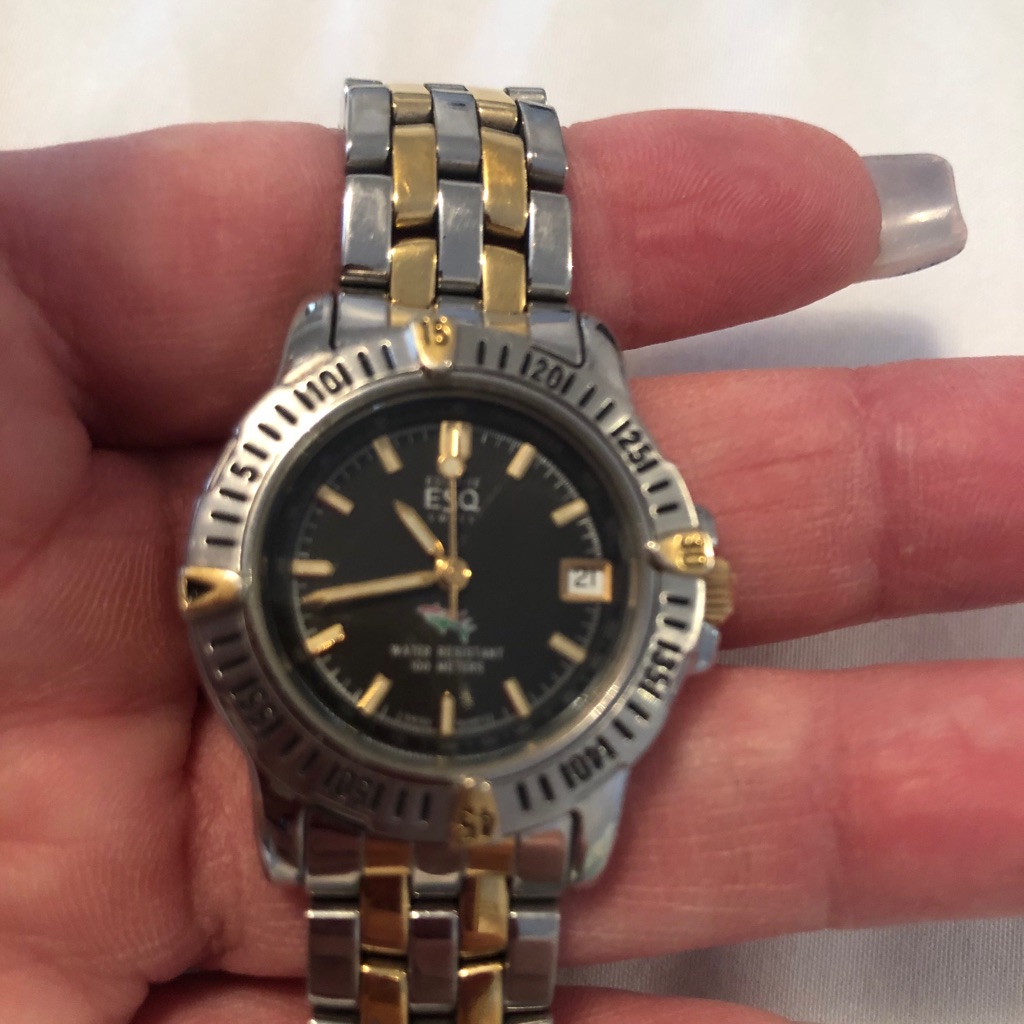 Esq Watch